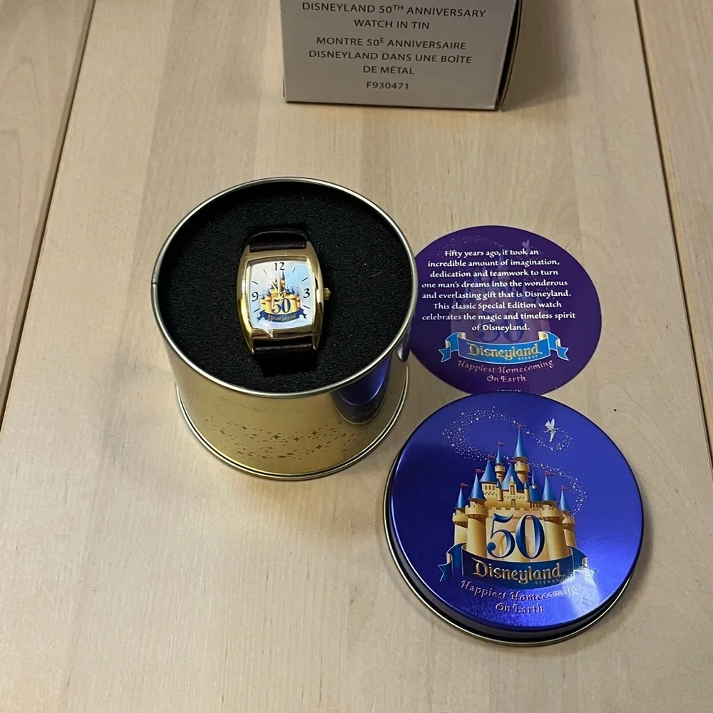 2005 Disneyland 50th Anniversary Watch in Tin, New in box w/ new battery, works